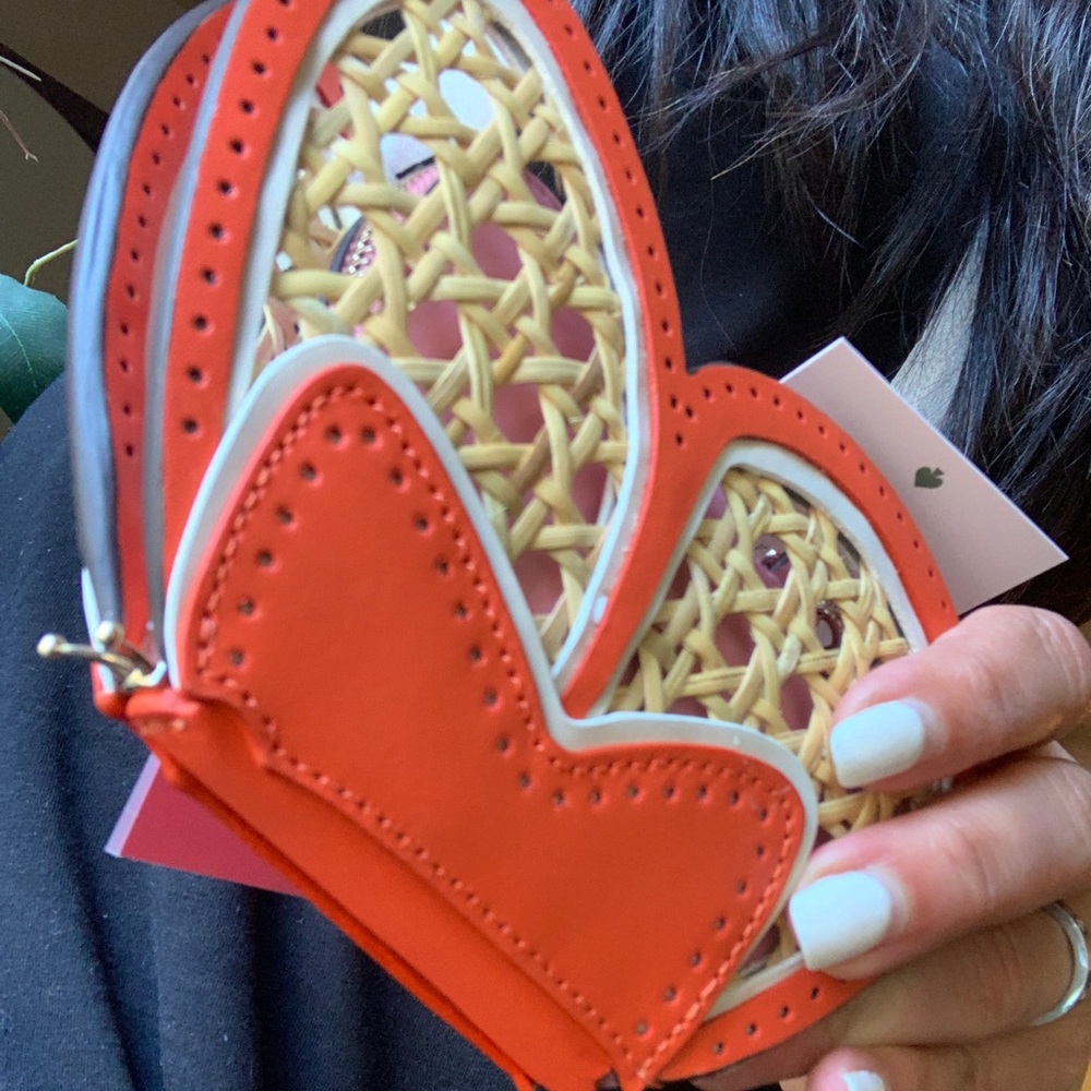 Authentic Kate spade Leather/Straw butterfly zip coin/cards on chain crossbody - Picture 8 of 11